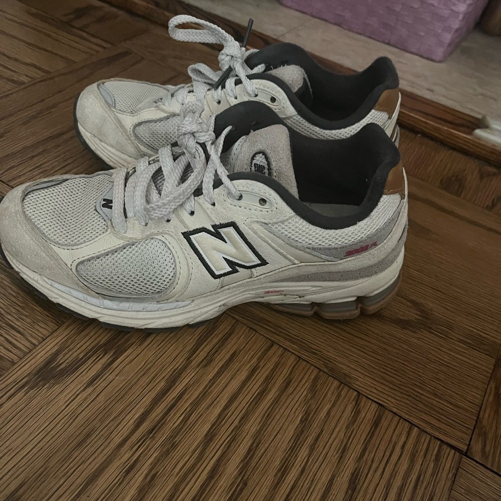 New Balance Sneakers